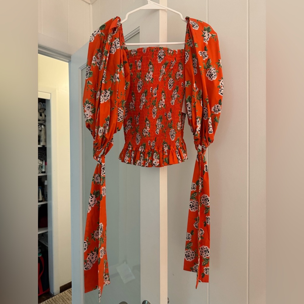 Caroline Constas size S NWT Puff Sleeved Parker Smock top in red vacation floral